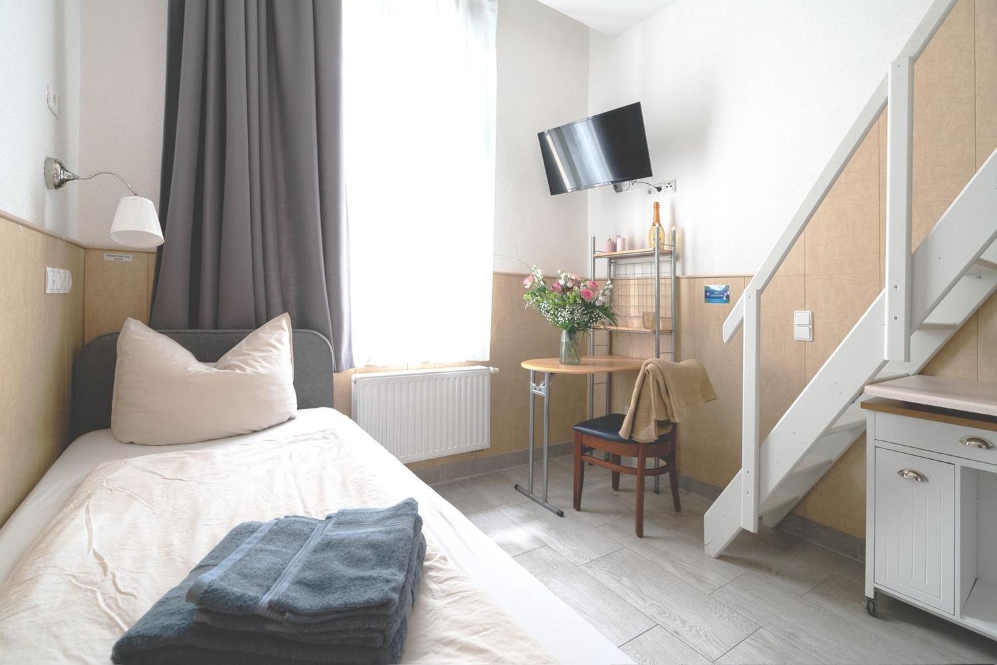 Am Schlosspark Apartment *
